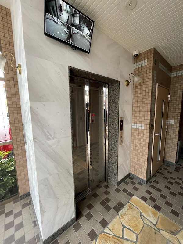 クレセント高宮の外観