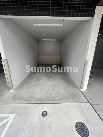 シエテ立花駅前の駐車場