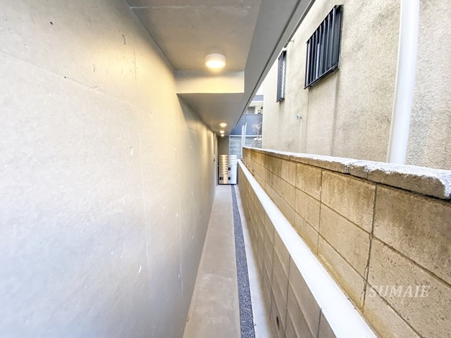 ホワイトセラスのエントランス|エントランスです☆