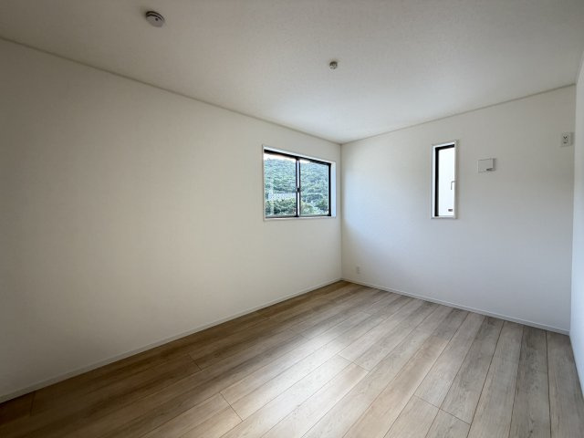 南城市佐敷佐敷　第1（全3棟）1号棟の洋室|1号棟　洋室6.7帖＋WIC付き♪（WIC×2部屋）