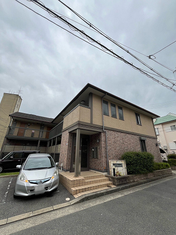 サン・ボナールの外観|外はこのようになっています