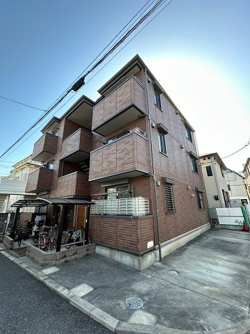 リレント西宮北口の外観