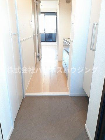 ラ・ポーズの玄関