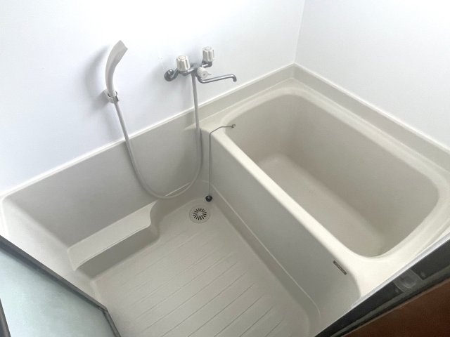 和光ハイツの浴室