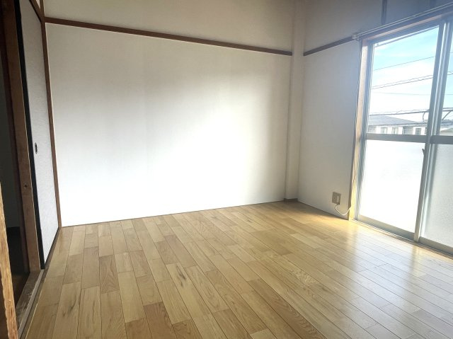 和光ハイツの洋室