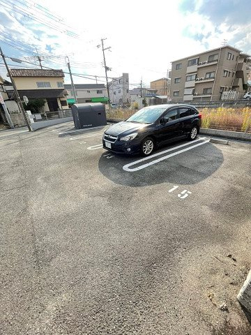 チェリーハウスⅡ　A棟の駐車場