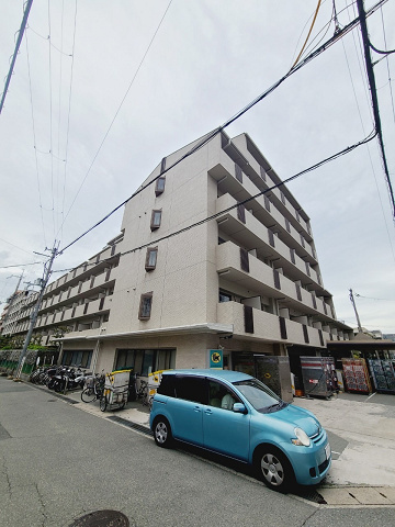 ルモンド西宮の外観