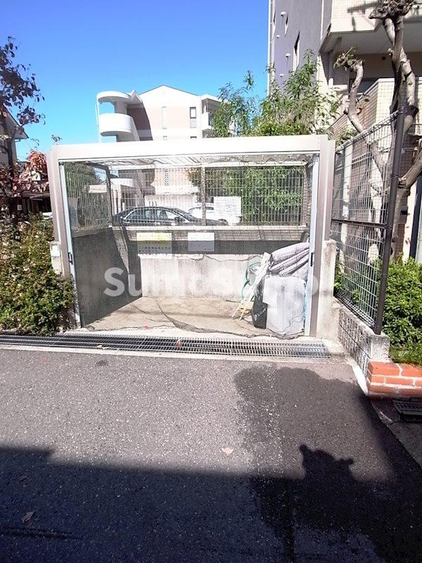 グロリオーサ門戸の外観