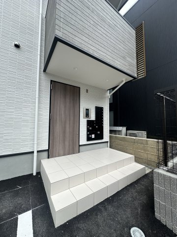 グランレーヴ井尻B棟のエントランス