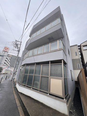 ルナ福島の外観