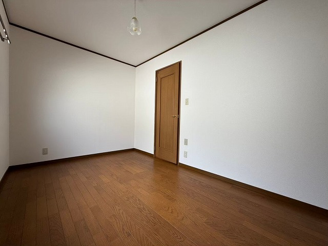 神戸市長田区浜添通２丁目の一戸建て