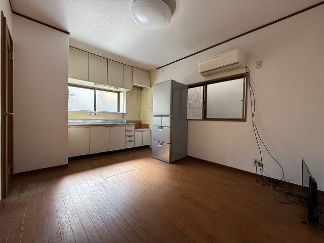 神戸市長田区浜添通２丁目の一戸建ての居間・リビング|リビング