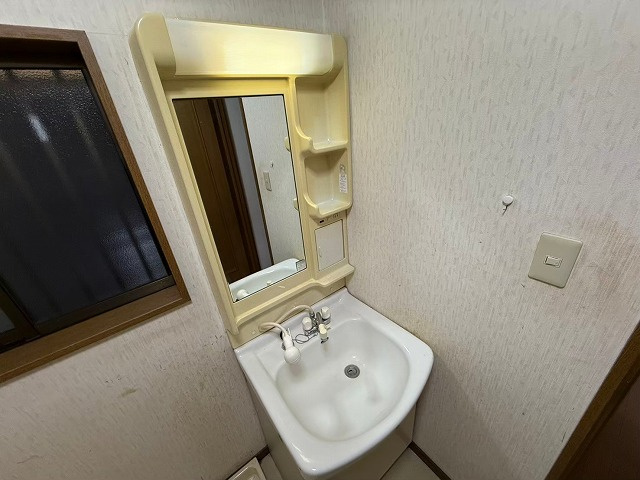 神戸市長田区浜添通２丁目の一戸建ての洗面所