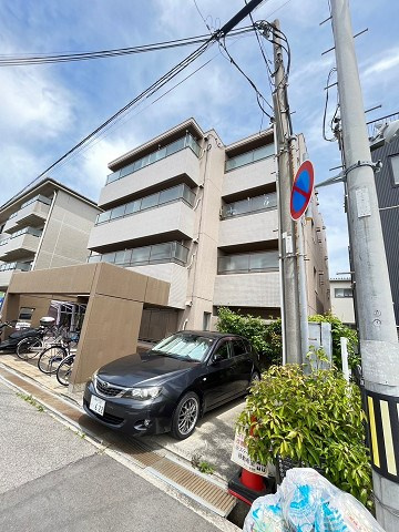 ダイドーメゾン上甲子園の外観