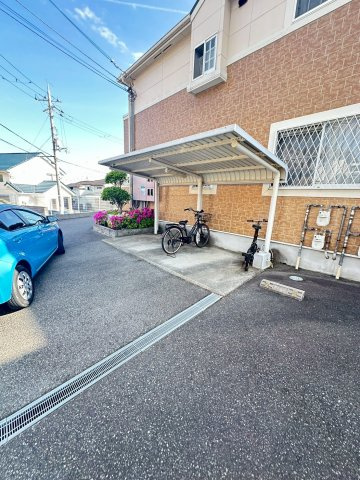 ルマージュ神戸3番館の駐車場