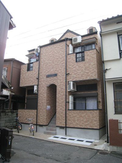 クリスタルＫ天神南の外観