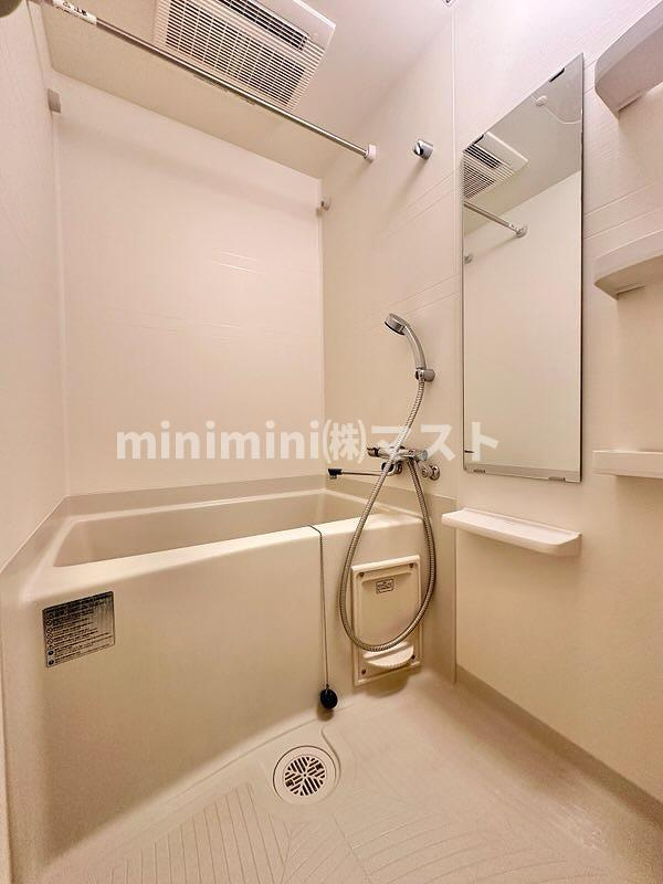 プレサンス北浜パレスの浴室