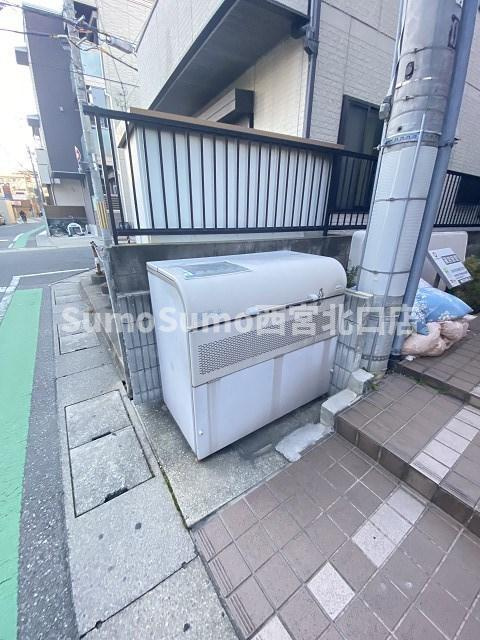 シャンブル甲東園の外観