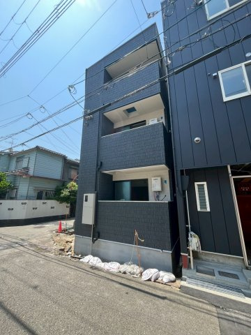 ルミナス尼崎の外観