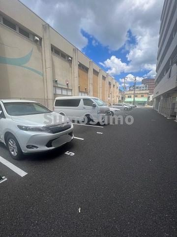 ディームス御幣島の駐車場|車をお持ちの方に嬉しい駐車場付きの物件です