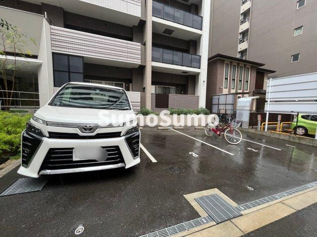 リフレ天満橋の駐車場