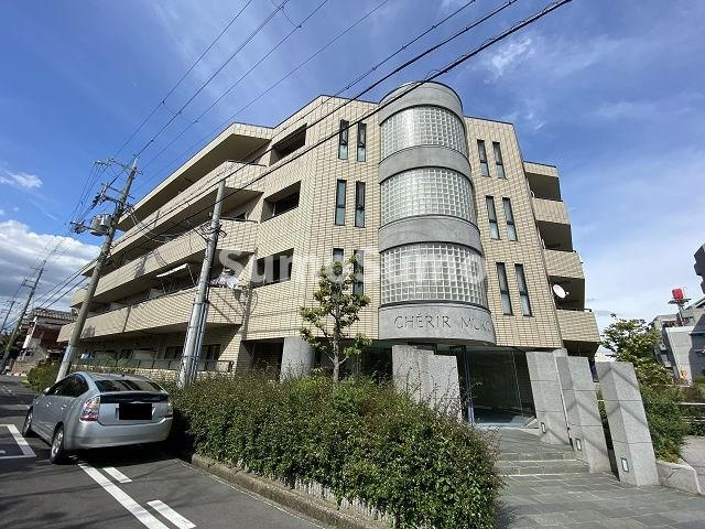 シェリール武庫の外観