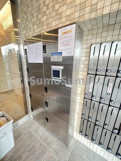 セオリー大阪フルールのその他共用部分|便利な宅配ボックス完備♪