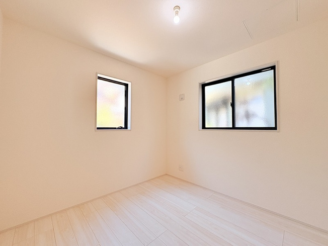 【洋室】 | 新座市栗原1丁目　新築一戸建住宅　全1棟　(保谷店) | 1階5.0帖/お好みのインテリアで安らぐ癒し空間が生まれます。