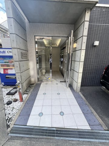 セントアミー東三国のエントランス