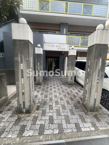 クレストヒル御影 のエントランス|ゆとりのあるエントランスです