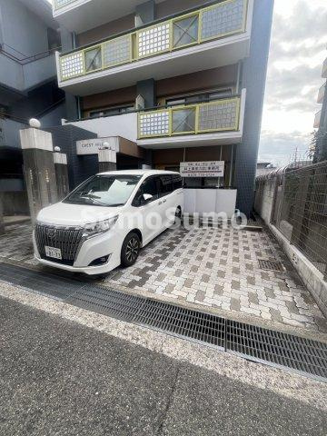 クレストヒル御影 の駐車場|駐車場です