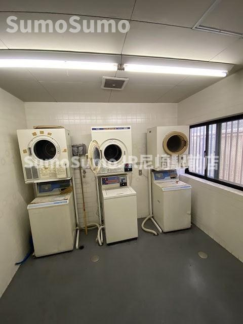 ジョイフル出屋敷の外観|外観もきれいです