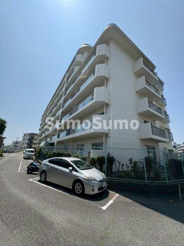ルモン舞子の外観