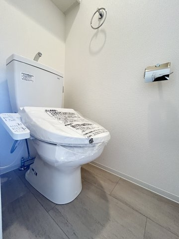 セレニテ元町アリエのトイレ