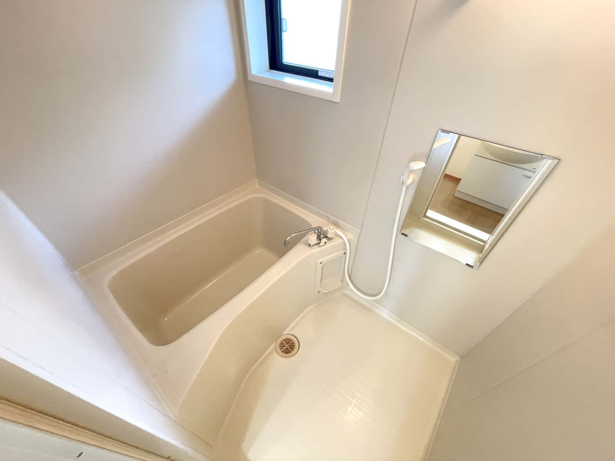 レジデンス東光Ⅲの浴室|※同タイプ・別室の写真になります。