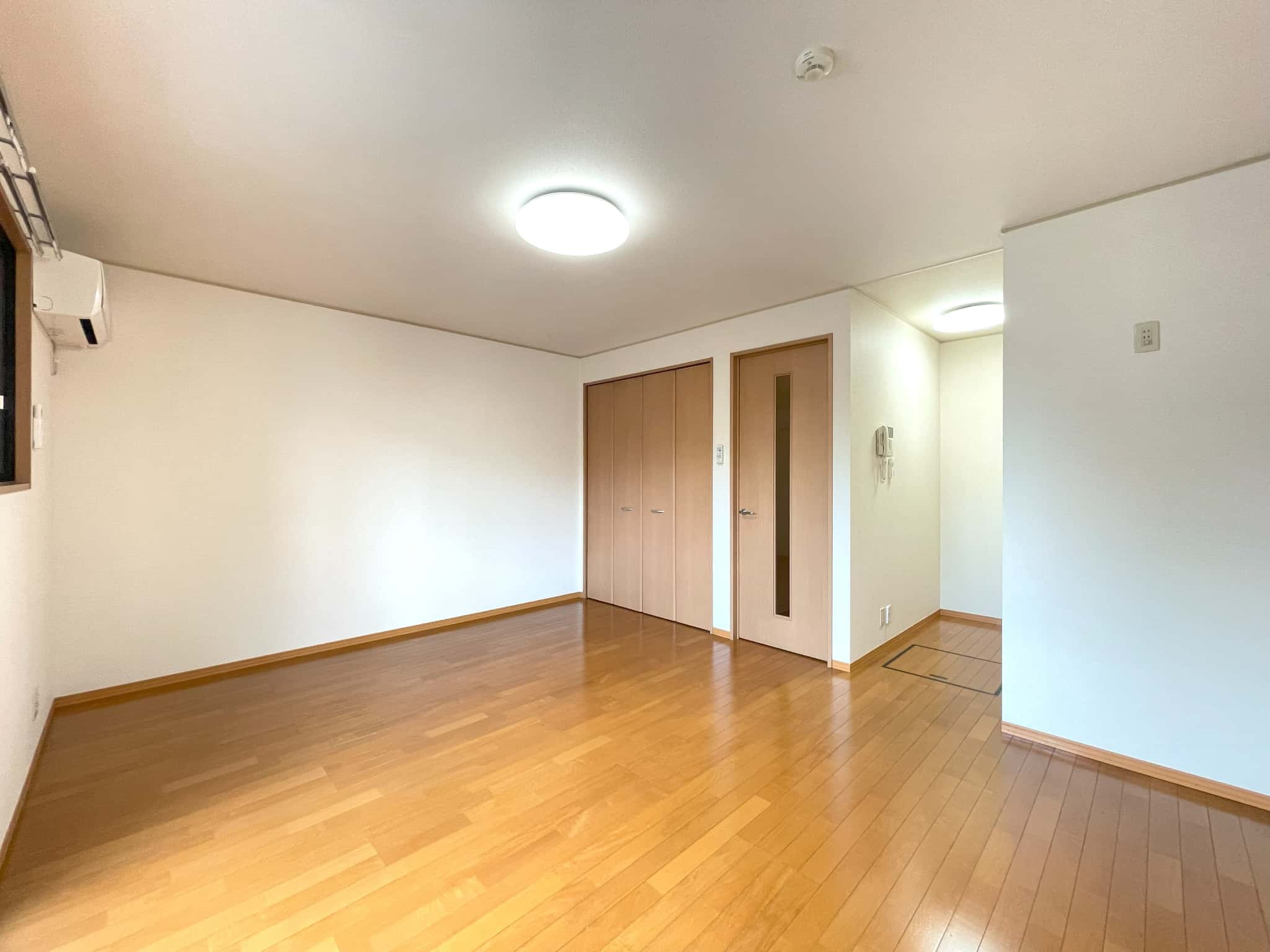 レジデンス東光Ⅲの内装|※同タイプ・別室の写真になります。