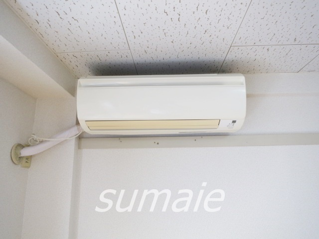 岩渕ハイツの設備|勿論、エアコンも完備です。