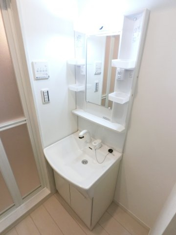 コネクトパークヒルズ千葉中央の独立洗面台|※完成イメージのため仕様が異なる場合がございます