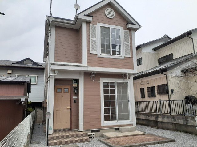 クレストールの外観|きれいな外観です