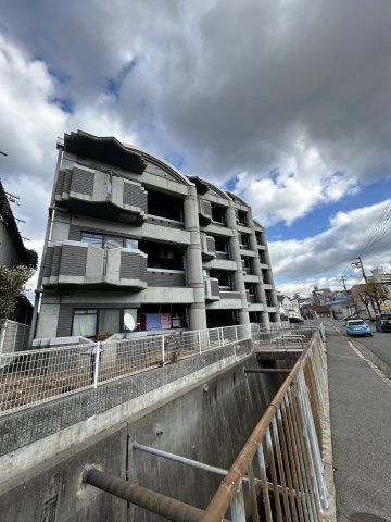 ルナポリスの外観パース