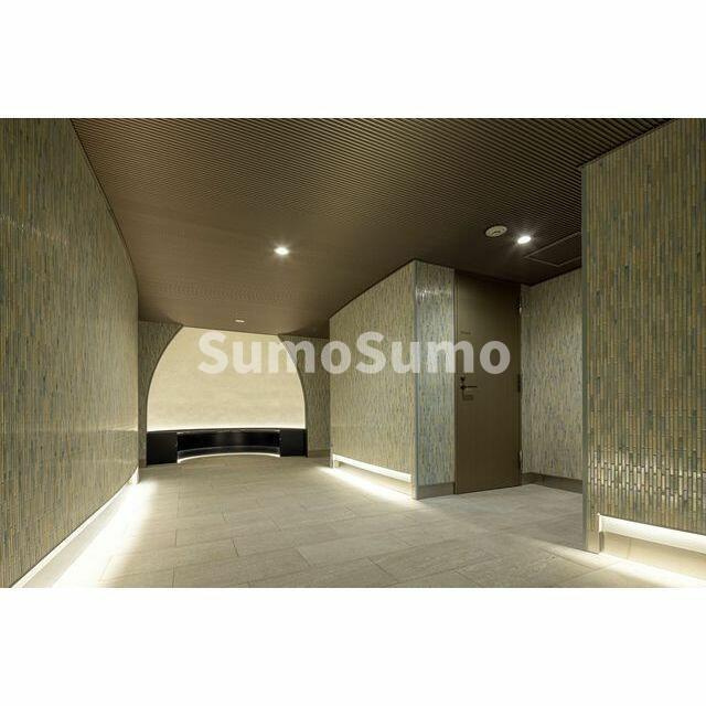 ザ・パークハビオＳＯＨＯ祐天寺のロビー|ゆとりのあるロビーです