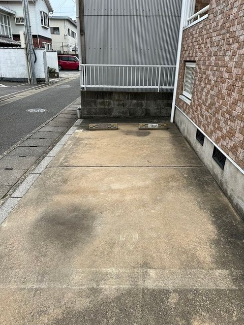 ケアンズコートの駐車場