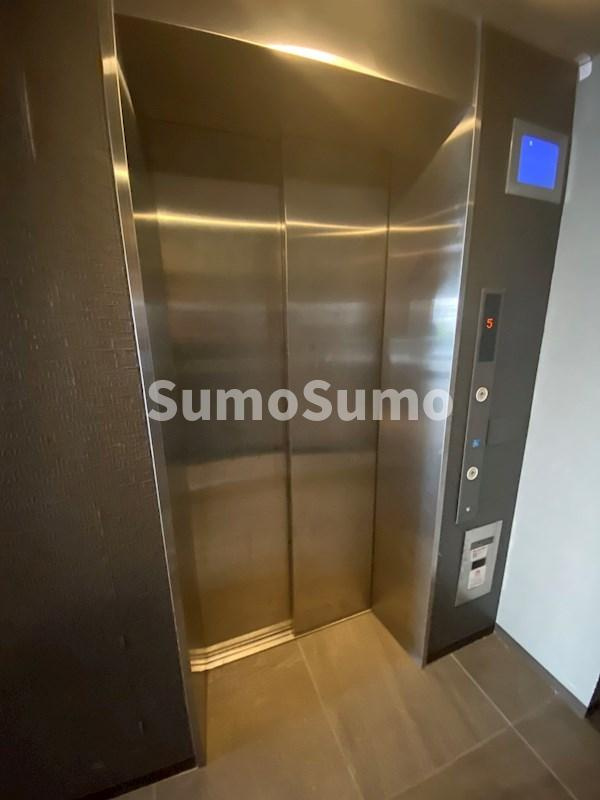 ザ・パークハビオ三軒茶屋テラスのその他共用部分|毎日通るロビーはこのようになっています