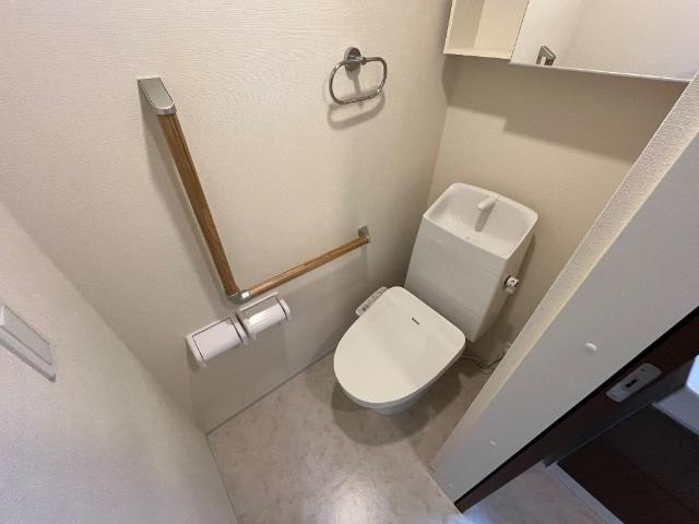 アルバのトイレ|シャワー付トイレ