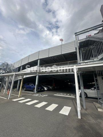 ザ・パークハウス百道２棟の駐車場