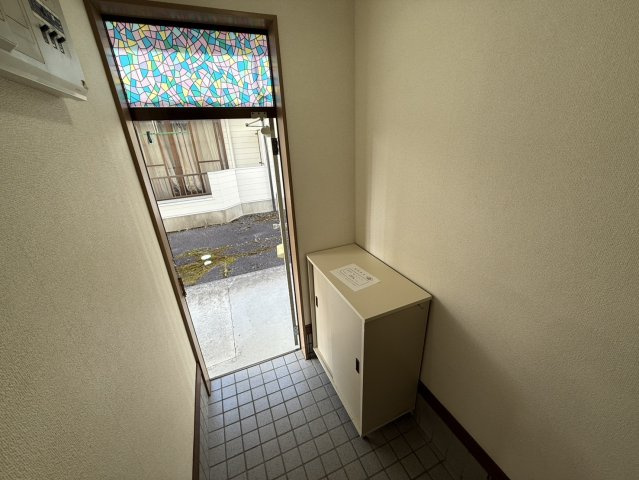 ウスイハイツＡの玄関