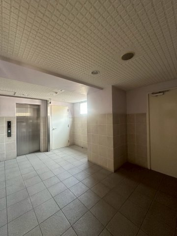 コスモス御笠川のロビー