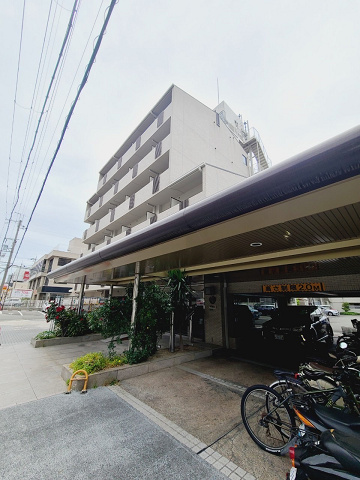 ルモンド西宮の外観