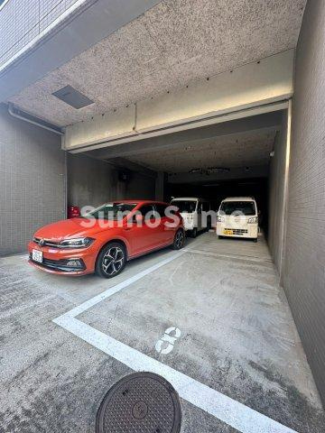 クロスステージ博多駅前の駐車場
