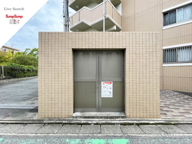 コンフォール別府のエントランス